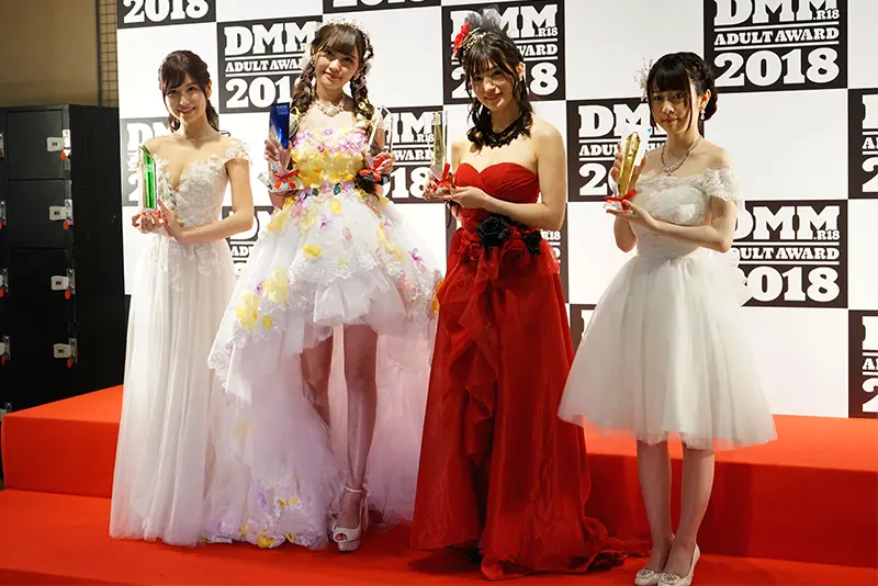 跟著18 Gifts去日本AV界奧斯卡