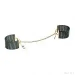 【特價】Secret Kisses Metallic Black Mesh Cuffs 純黑鐵網手鏈款式手銬 - Image 3