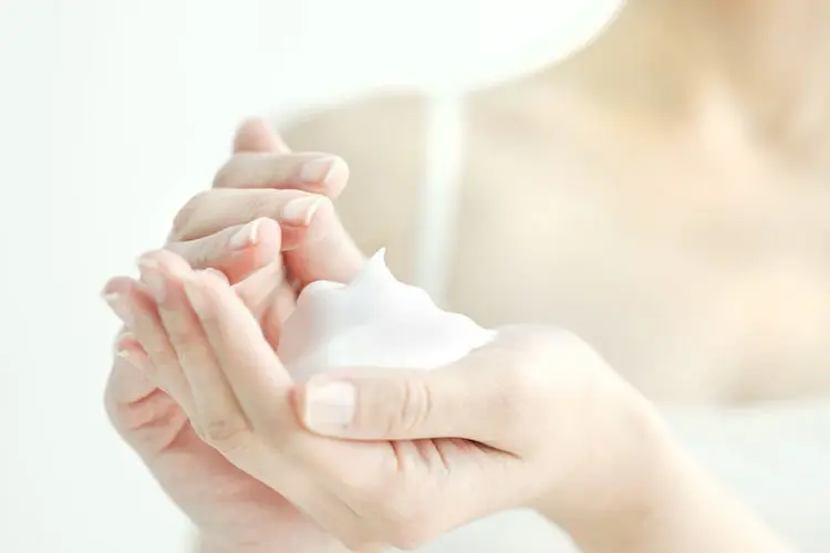 FRIENDLY REMINDER:可別忘記清潔心愛的玩具啊﻿!