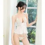 嬌悄蕾絲吊帶裝
