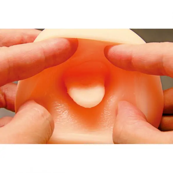 超昂閃忍遙 THE HOLE 四方堂成香